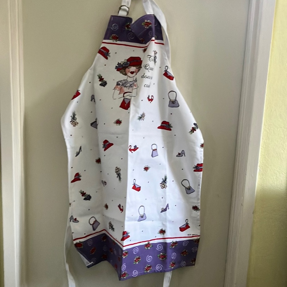 The Queen does not Cook! Apron